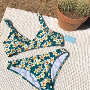 Cupshe Two Piece Floral Swimsuit